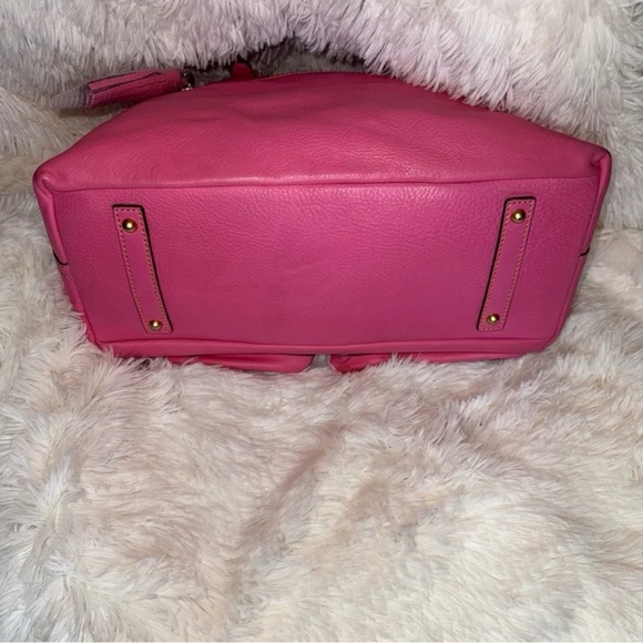 Dooney & Bourke Florentine Clayton in bubble gum pink with strap - Picture 3 of 12